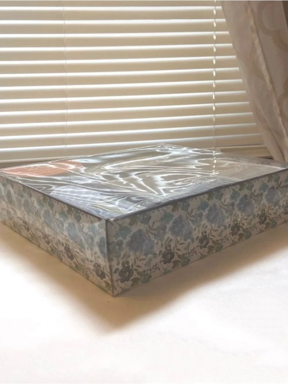 🌼 Guest Bathroom Set Tray Napkins Lotion Pump Floral Stripe